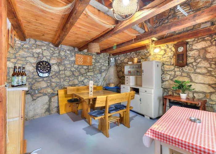 Milla * Novi Vinodolski