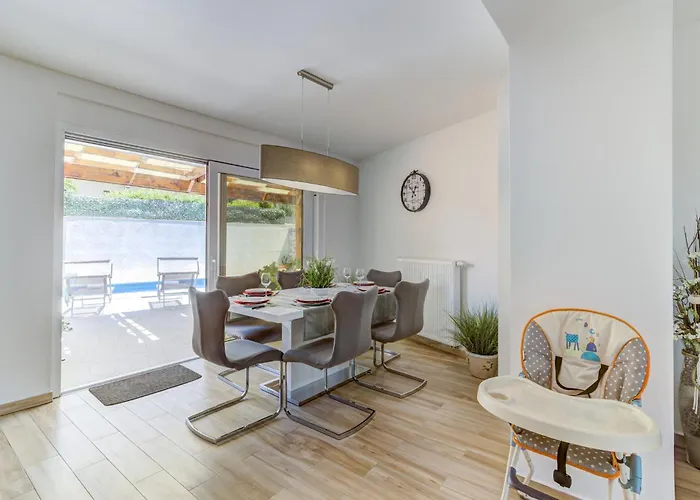 Milla * Novi Vinodolski